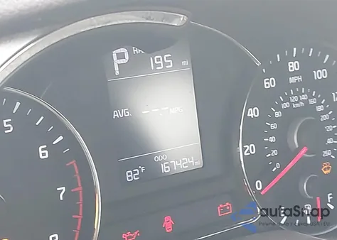 2017 Kia Forte Lx z USA, uszkodzony, nr VIN 3KPFK4A76HE050850